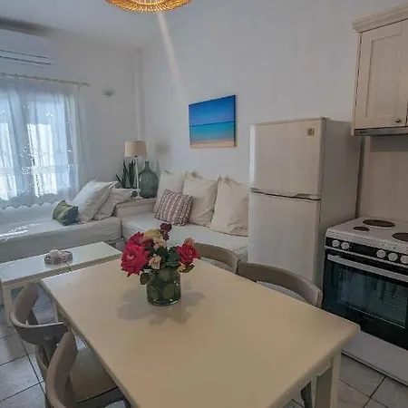 Piano Apartment Parikia (Paros)